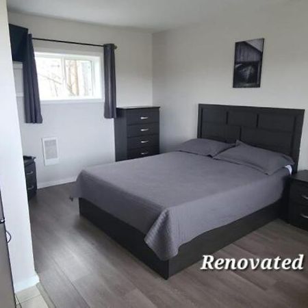 Tay Motel Waubaushene 외부 사진